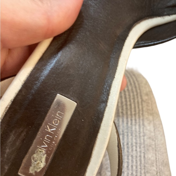 Calvin Klein Cream Embossed Heels with light green lucite heel- Size 9 - Picture 7 of 7